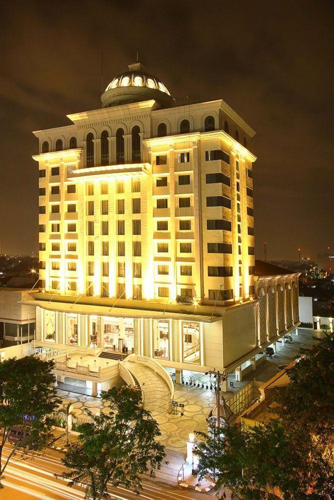 Grand Serela Hotel Medan Exterior foto