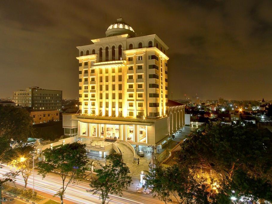 Grand Serela Hotel Medan Exterior foto