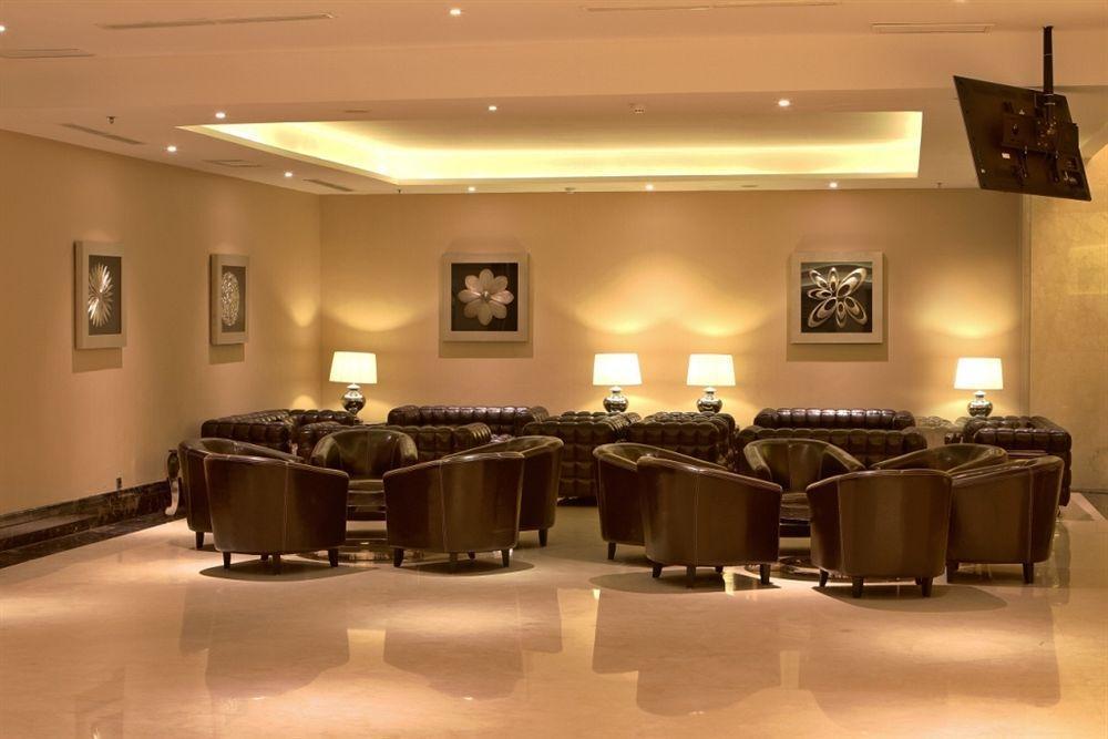 Grand Serela Hotel Medan Exterior foto